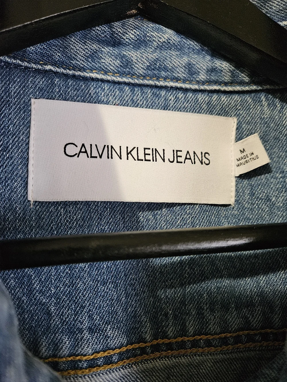 Calvin Klein Jeans Light Blue Distressed Denim Jacket Medium - Picture 4 of 6